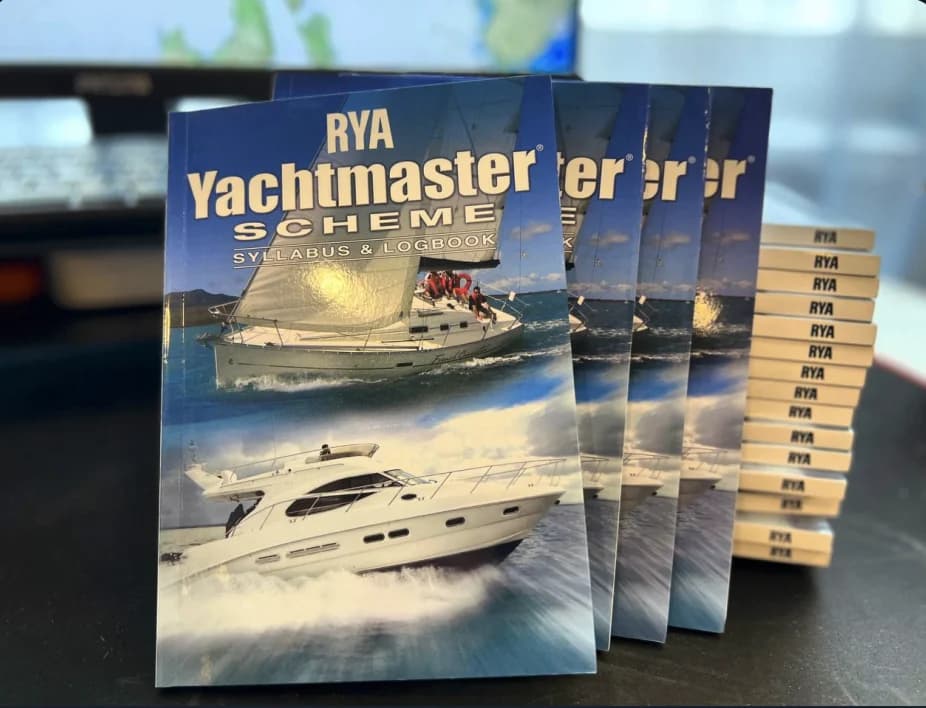 ПРИШЛИ НОВЫЕ ЛОГБУКИ RYA ИЗ ВЕЛИКОБРИТАНИИ